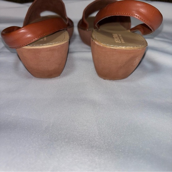 Kenneth Cole Reaction Fine Glass Brown Leather Women's Sandals Size 11 - Picture 7 of 14